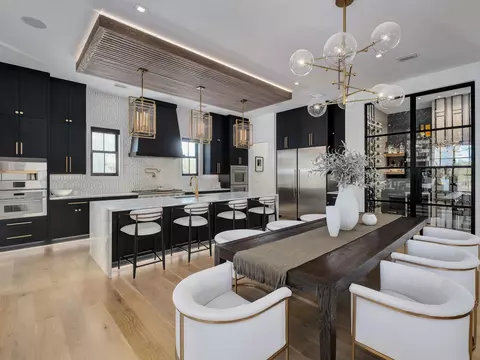 Dining - 165 Needle Cast Ln, Watersound, FL 32461 photo 2 of 2