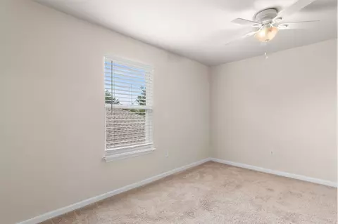 Bedroom - 71 Nelly St, Freeport, FL 32439 photo 6 of 8