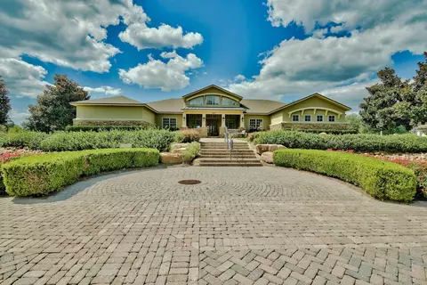 Exterior - 71 Nelly St, Freeport, FL 32439 photo 26 of 27