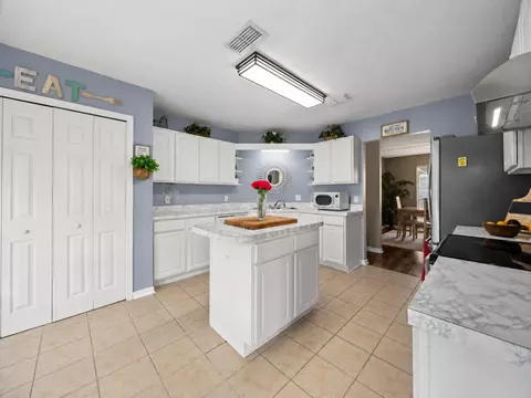 Kitchen - 490 Jillian Dr, Crestview, FL 32536 photo 2 of 3
