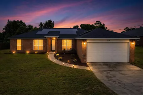490 Jillian Dr, Crestview, FL 32536