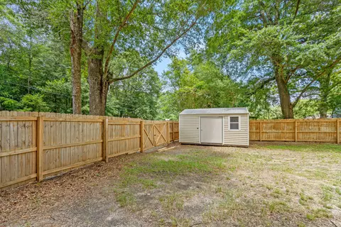 Exterior - 334 E Chestnut Ave, Crestview, FL 32539 photo 8 of 8