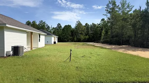 Exterior - 4183 Luar, Chipley, FL 32428 photo 2 of 4