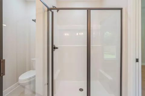 Bath - 703 Brock Ave # A, Crestview, FL 32539 photo 2 of 6