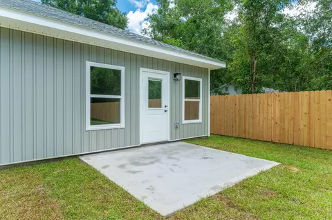 Exterior - 703 Brock Ave # A, Crestview, FL 32539 photo 9 of 9