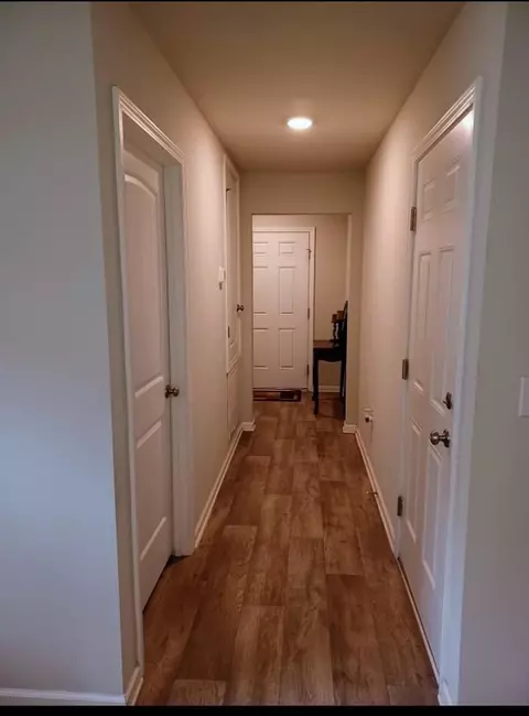Entry Way - 663 Earl Godwin Rd, Freeport, FL 32439 photo 2 of 3