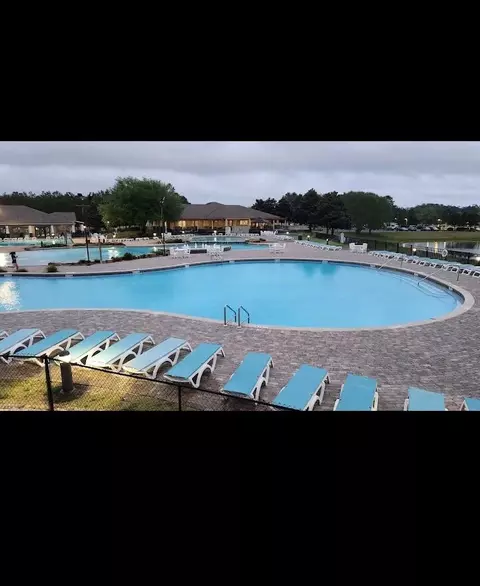 Exterior - 663 Earl Godwin Rd, Freeport, FL 32439 photo 2 of 3