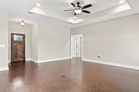 Living - 6200 Timberland Ridge Dr, Crestview, FL 32539 photo 3 of 3