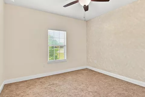 Bedroom - 6200 Timberland Ridge Dr, Crestview, FL 32539 photo 3 of 9