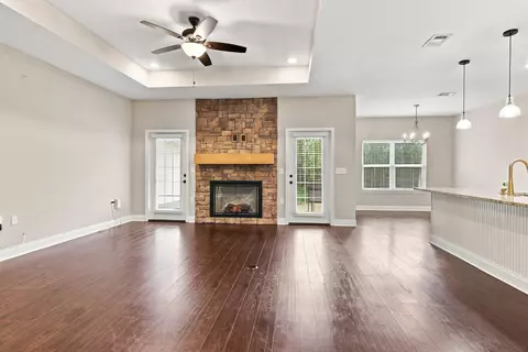 Living - 6200 Timberland Ridge Dr, Crestview, FL 32539 photo 1 of 3