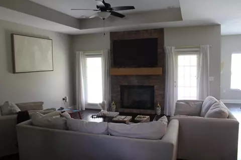 Living - 6200 Timberland Ridge Dr, Crestview, FL 32539 photo 2 of 2