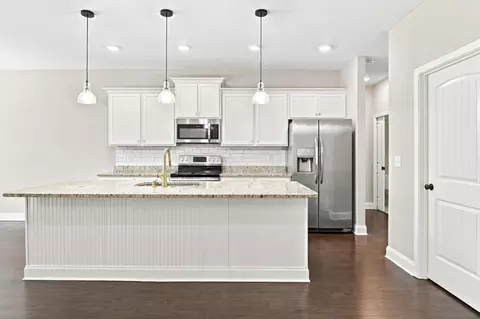Kitchen - 6200 Timberland Ridge Dr, Crestview, FL 32539 photo 1 of 4