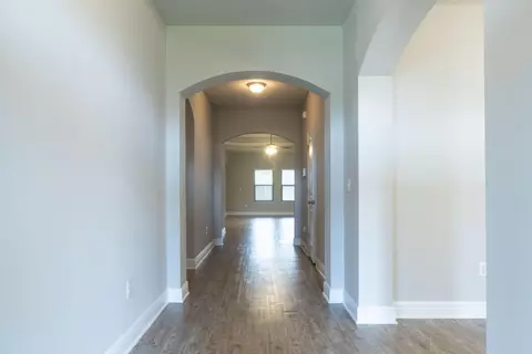 Entry Way - 408 Chickadee St, Crestview, FL 32539 photo 2 of 5