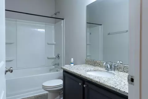 Bath - 408 Chickadee St, Crestview, FL 32539 photo 6 of 6