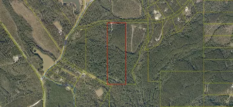 J-3 Southern Comfort Way, Laurel Hill, FL 32567