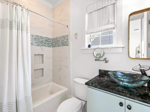 Bath - 44 Tidepool Ln, Watersound, FL 32461 photo 3 of 5