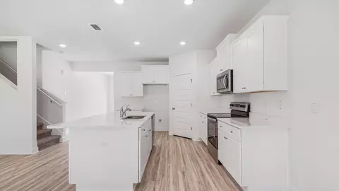 Kitchen - 2809 Wingman Way, Crestview, FL 32539 photo 1 of 4