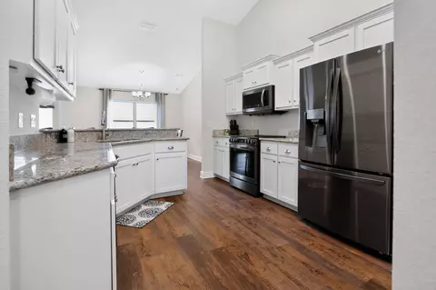 Kitchen - 2214 Jernigan Dr, Crestview, FL 32536 photo 5 of 5