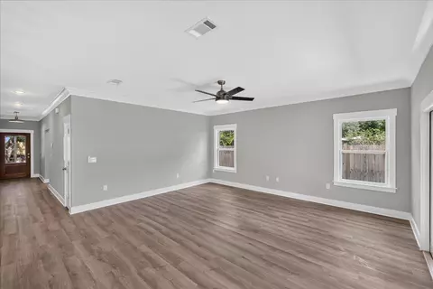 Living - 2 19th St, Niceville, FL 32578 photo 1 of 3
