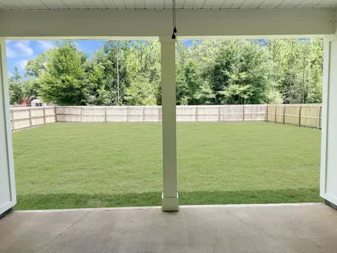 Exterior - 2456 Dakota Way, Crestview, FL 32536 photo 4 of 7