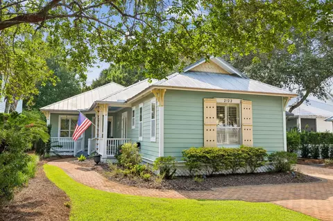 2122 Olde Towne Ave, Miramar Beach, FL 32550