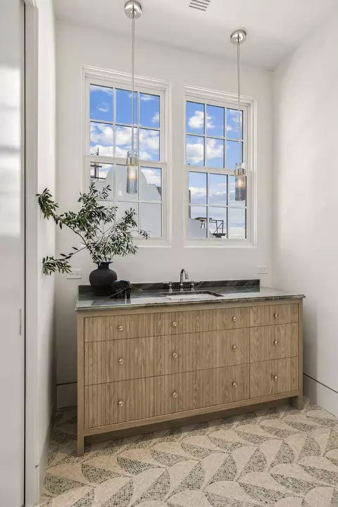 Bath - 139 Longtail Rd, Alys Beach, FL 32461 photo 9 of 10