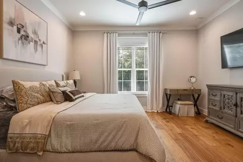 Bedroom - 1156 Deer Moss Loop, Niceville, FL 32578 photo 2 of 8