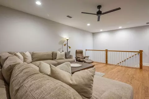 Living - 1156 Deer Moss Loop, Niceville, FL 32578 photo 5 of 5