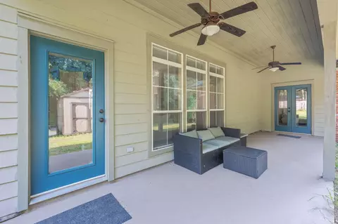 Exterior - 3280 Chappelwood Dr, Crestview, FL 32539 photo 4 of 7