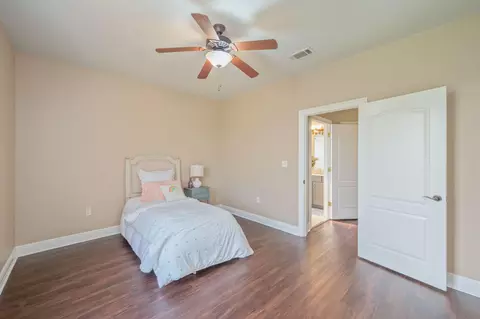 Bedroom - 3280 Chappelwood Dr, Crestview, FL 32539 photo 3 of 5