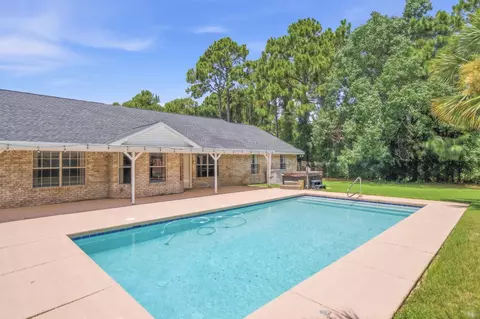2016 Candlewood Dr, Navarre, FL 32566