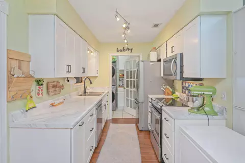 Kitchen - 104 Stephens Ln, Crestview, FL 32539 photo 1 of 2