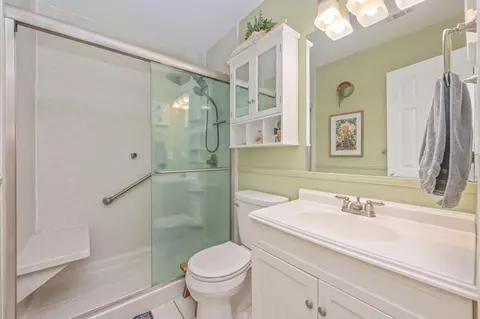 Bath - 104 Stephens Ln, Crestview, FL 32539 photo 4 of 5