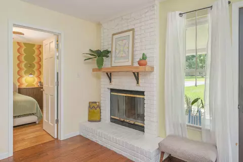 Entry Way - 104 Stephens Ln, Crestview, FL 32539 photo 2 of 3