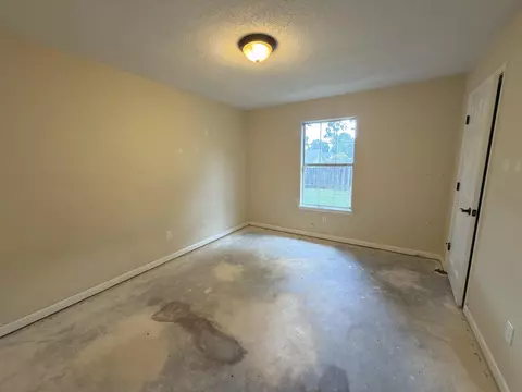 Bedroom - 1246 Ego Dr, Crestview, FL 32536 photo 2 of 5