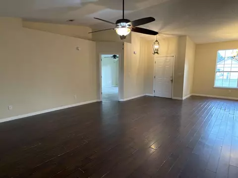 Living - 1246 Ego Dr, Crestview, FL 32536 photo 3 of 4