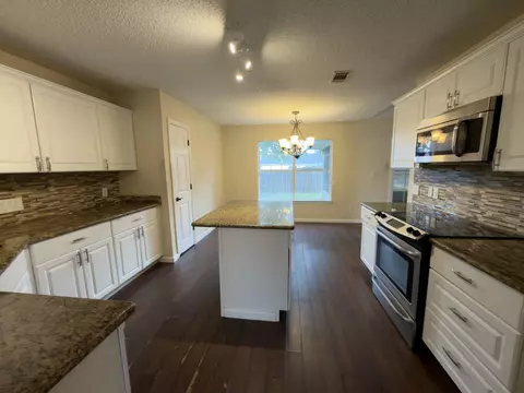 Kitchen - 1246 Ego Dr, Crestview, FL 32536 photo 1 of 4