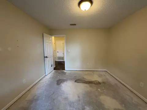 Bedroom - 1246 Ego Dr, Crestview, FL 32536 photo 3 of 5