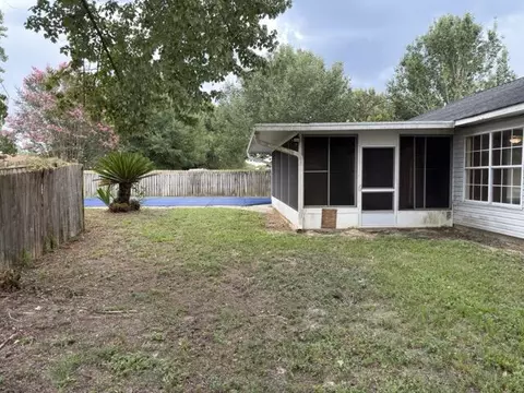Exterior - 1246 Ego Dr, Crestview, FL 32536 photo 5 of 7