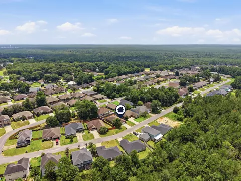 View/Area - 4541 Hermosa Rd, Crestview, FL 32539 photo 4 of 5