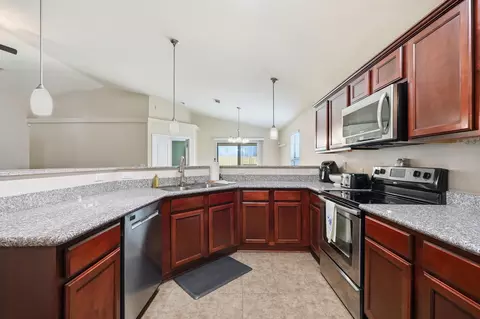 Kitchen - 4541 Hermosa Rd, Crestview, FL 32539 photo 1 of 5