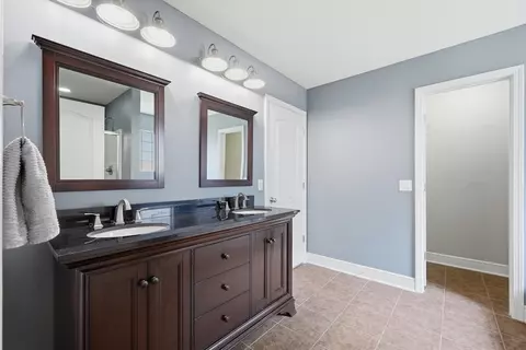 Bath - 4541 Hermosa Rd, Crestview, FL 32539 photo 1 of 6