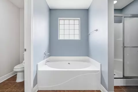 Bath - 4541 Hermosa Rd, Crestview, FL 32539 photo 3 of 6