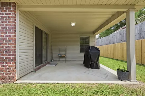 Exterior - 4541 Hermosa Rd, Crestview, FL 32539 photo 2 of 8