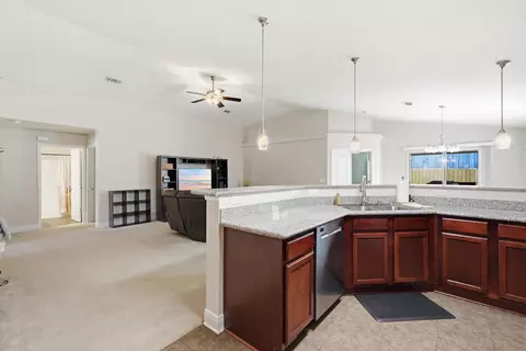 Entry Way - 4541 Hermosa Rd, Crestview, FL 32539 photo 3 of 4