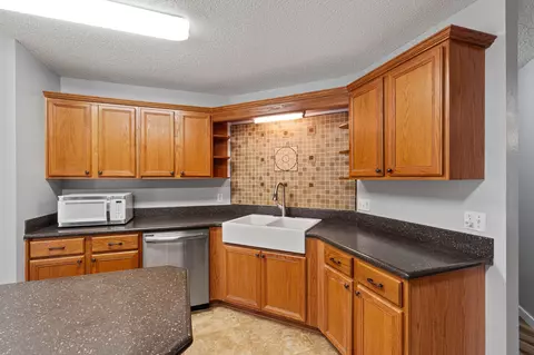 Kitchen - 1244 Northview Dr, Crestview, FL 32536 photo 2 of 3