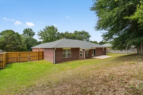 Exterior - 1244 Northview Dr, Crestview, FL 32536 photo 5 of 6