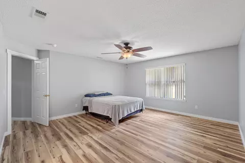 Bedroom - 1244 Northview Dr, Crestview, FL 32536 photo 6 of 8