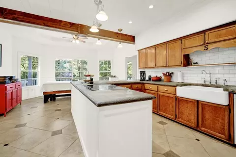 Kitchen - 115 Steves Pl, Crestview, FL 32536 photo 3 of 4
