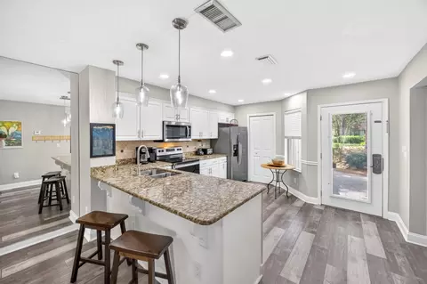 Kitchen - 264 Eagle Dr, Miramar Beach, FL 32550 photo 5 of 5